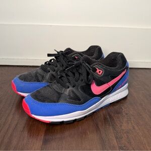 Nike Black and Blue Sneakers with Pink Swoosh Air span 2